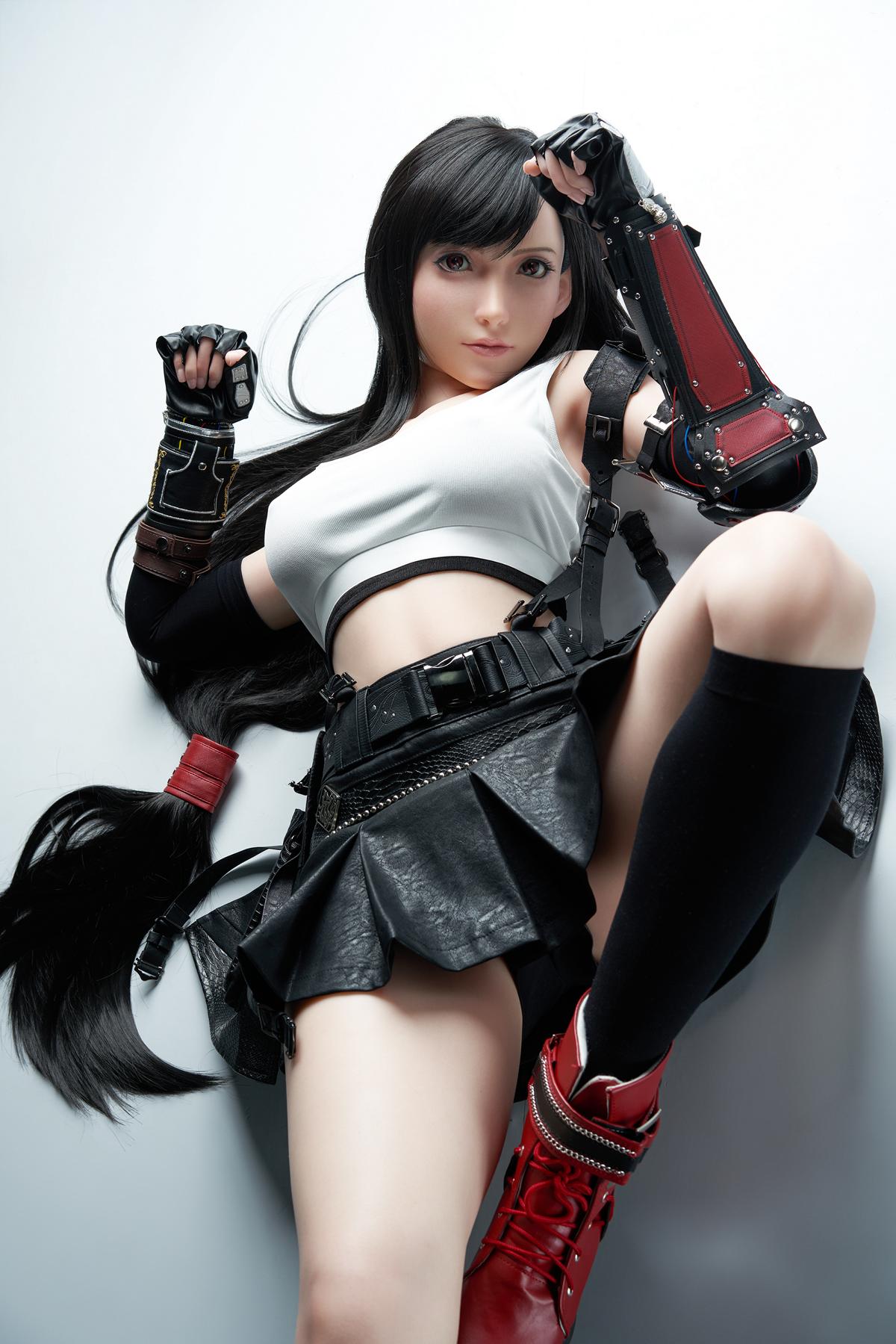 Silikonpuppe Tifa | Fantasy Sexpuppe