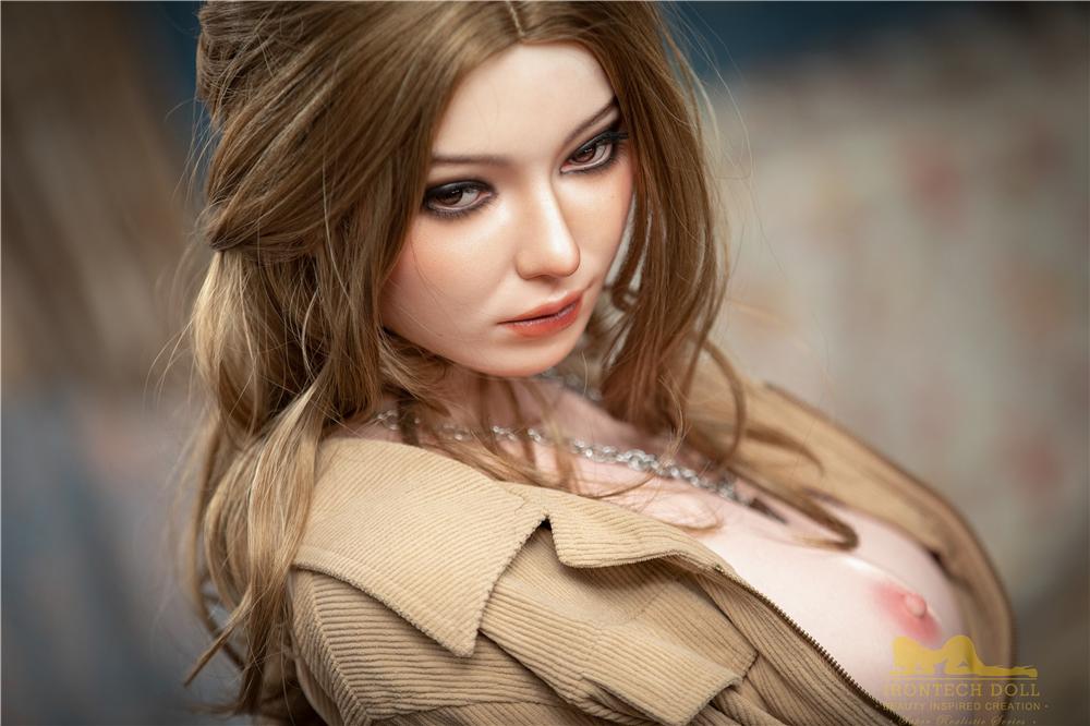 Silikon Sexpuppe Maria | Real Doll mit großem Po
