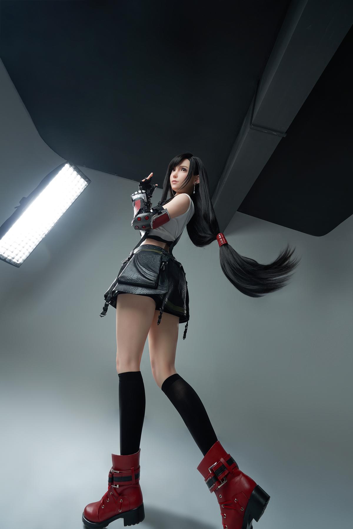 Silikonpuppe Tifa | Fantasy Sexpuppe