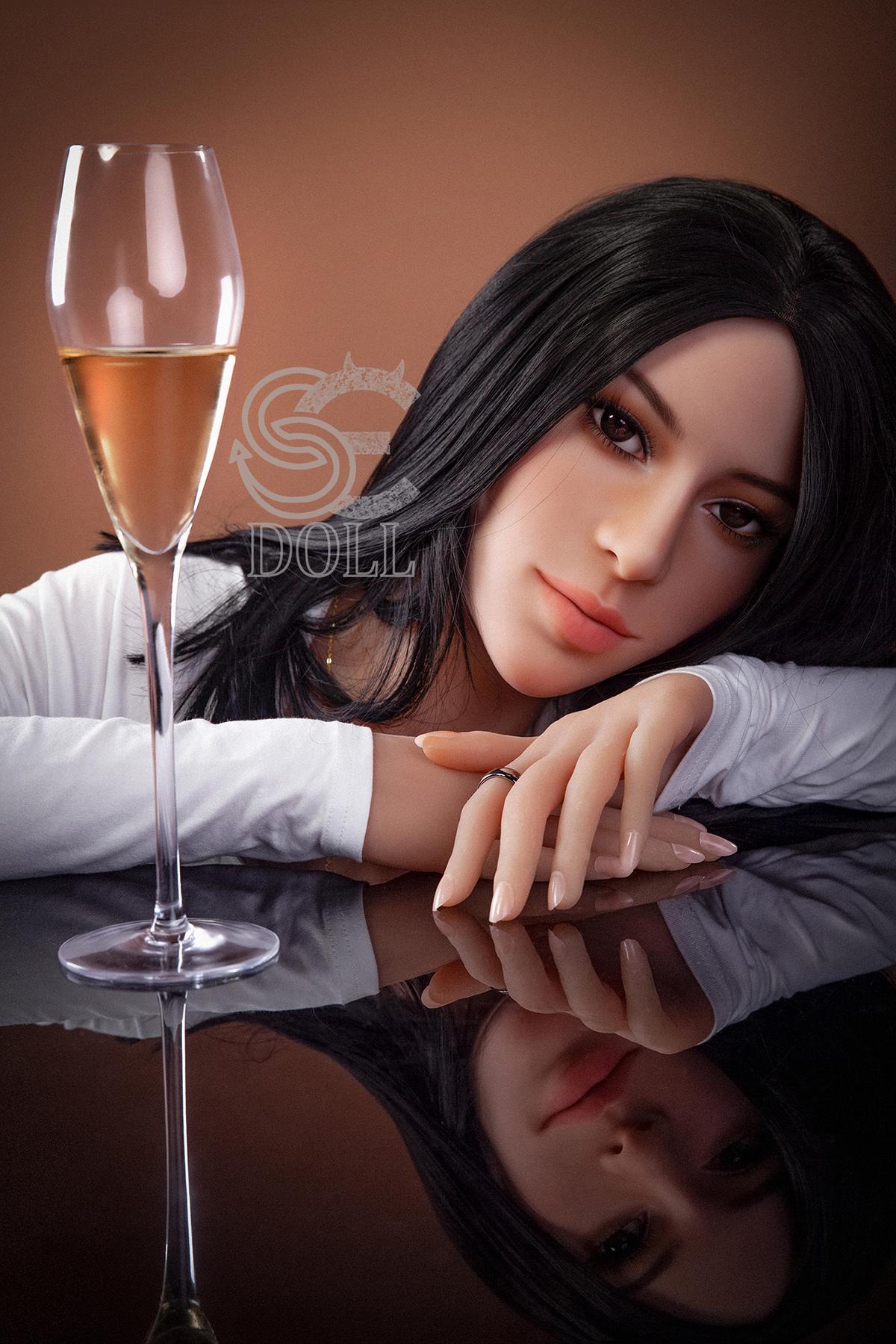 SEDOLL Karissa