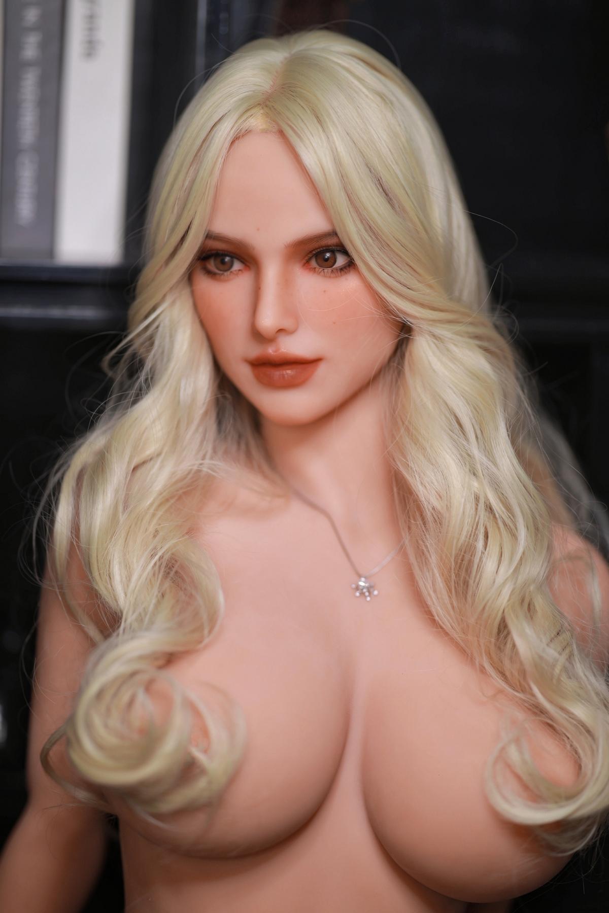 Günstige Sexpuppe Holly | Blonde Sexdoll