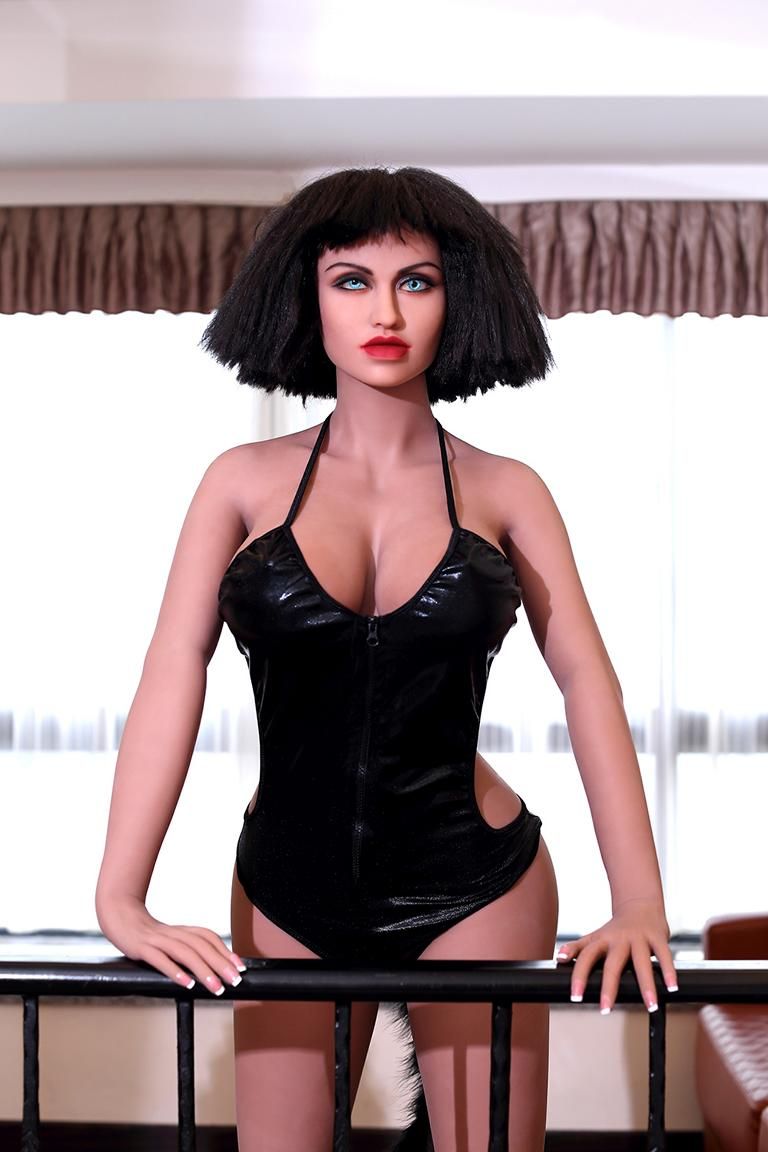 Sexpuppe Simone