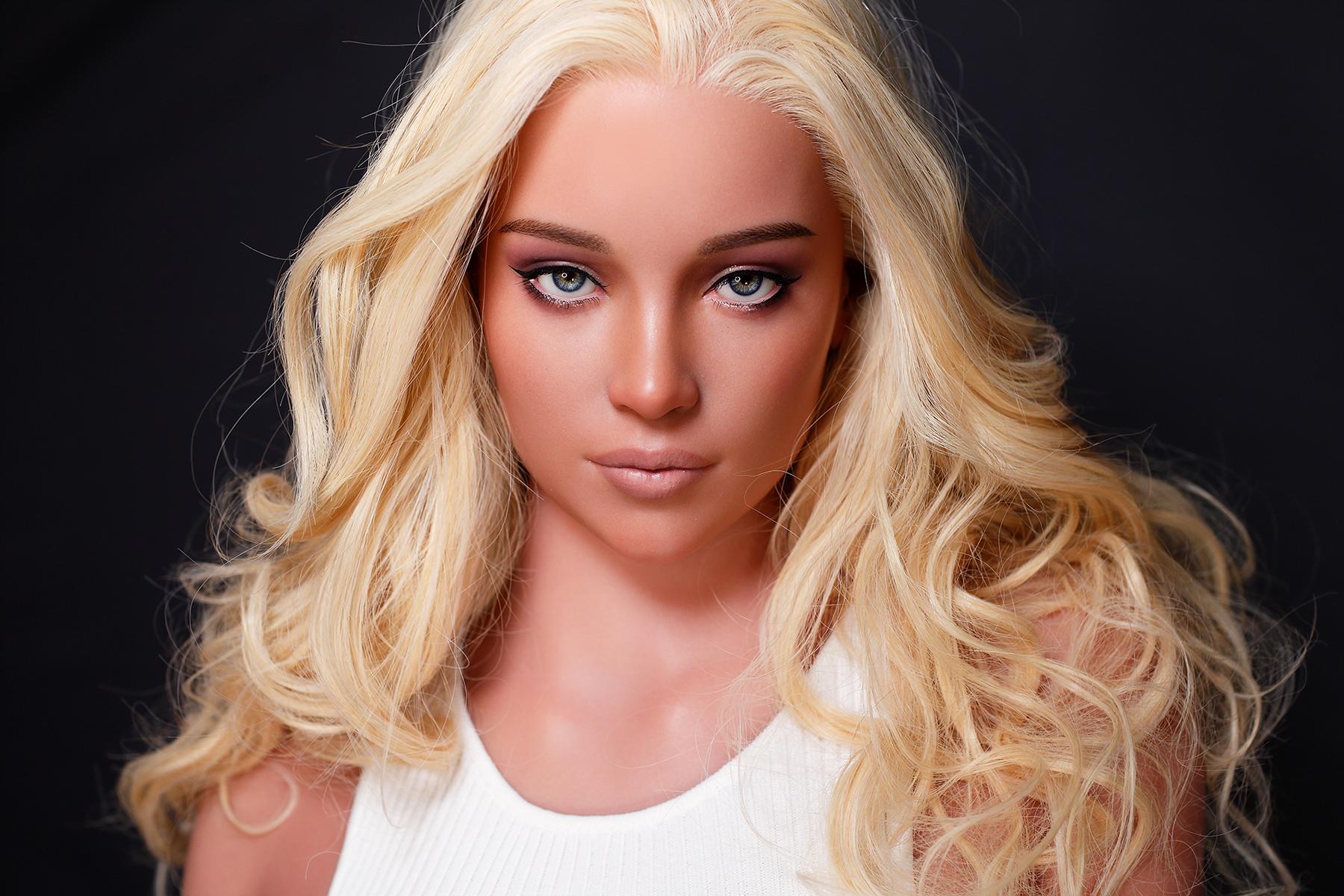 Silicone Sexdoll Levi
