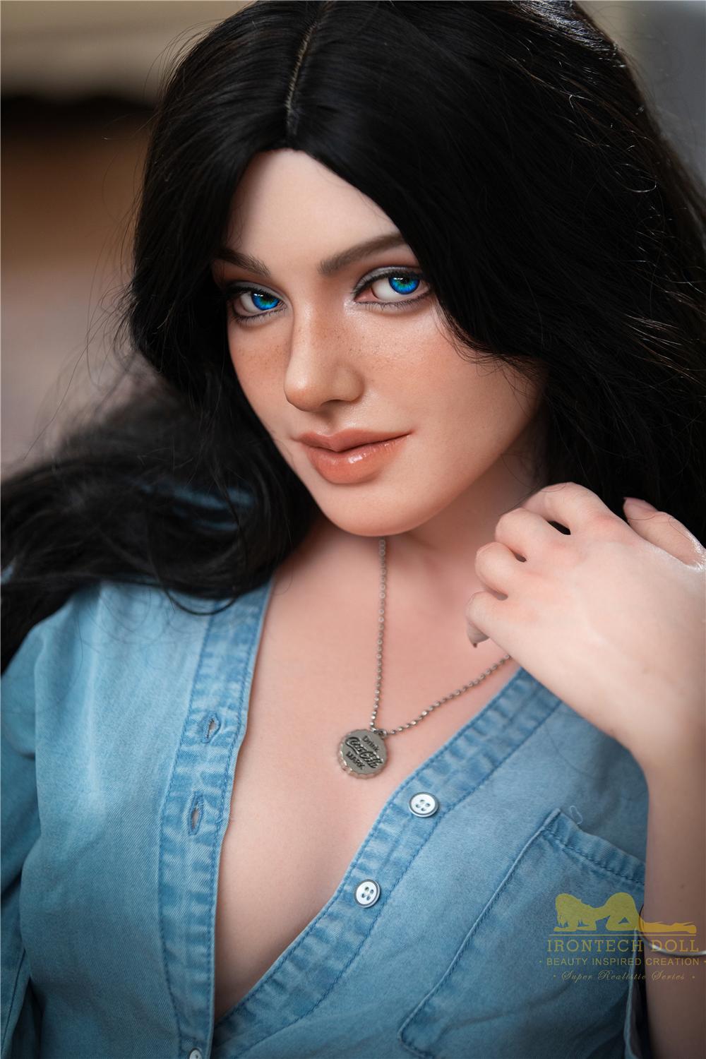 Silikon Sexpuppe Ivy | Schwarzhaarige Real Doll