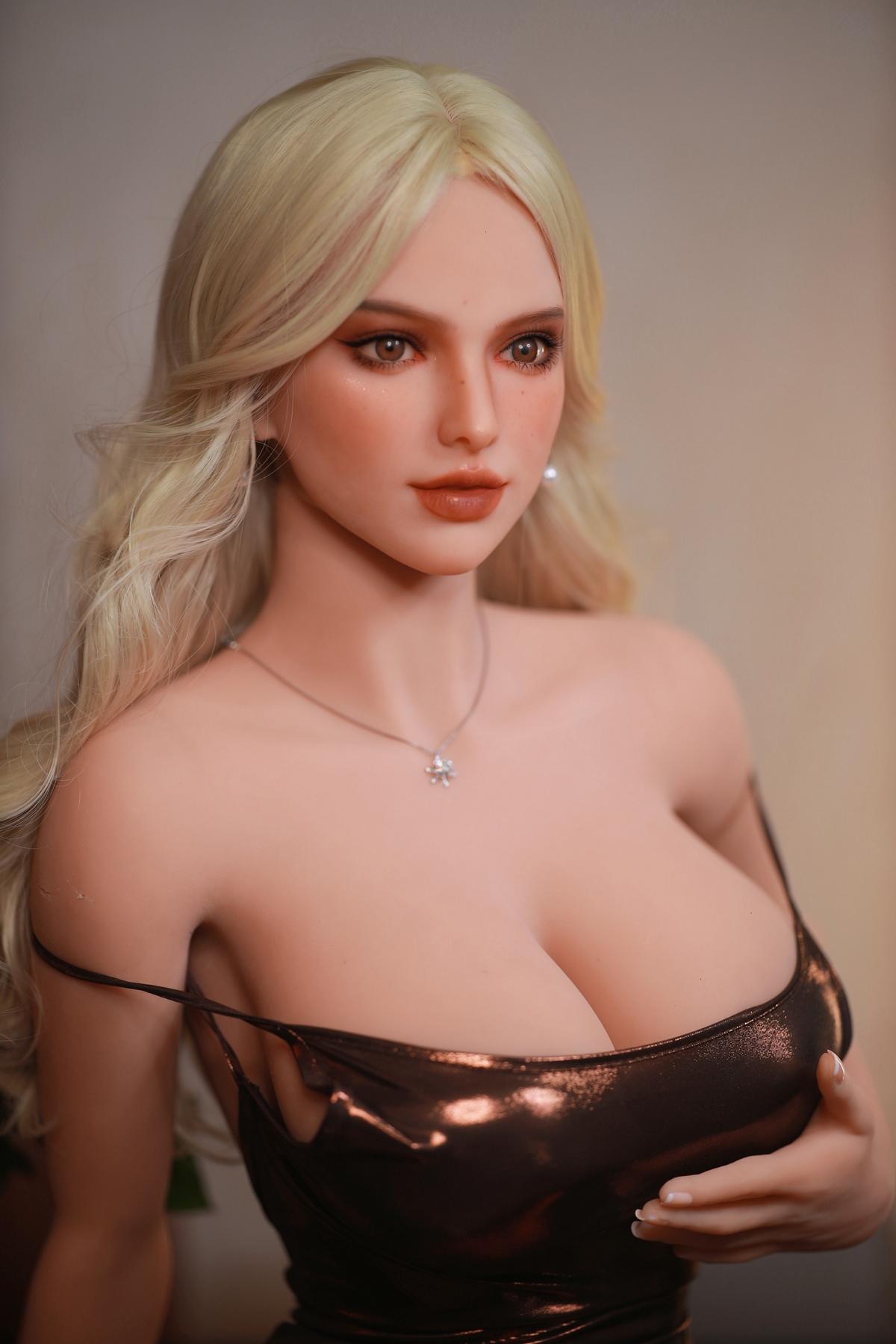 Günstige Sexpuppe Holly | Blonde Sexdoll