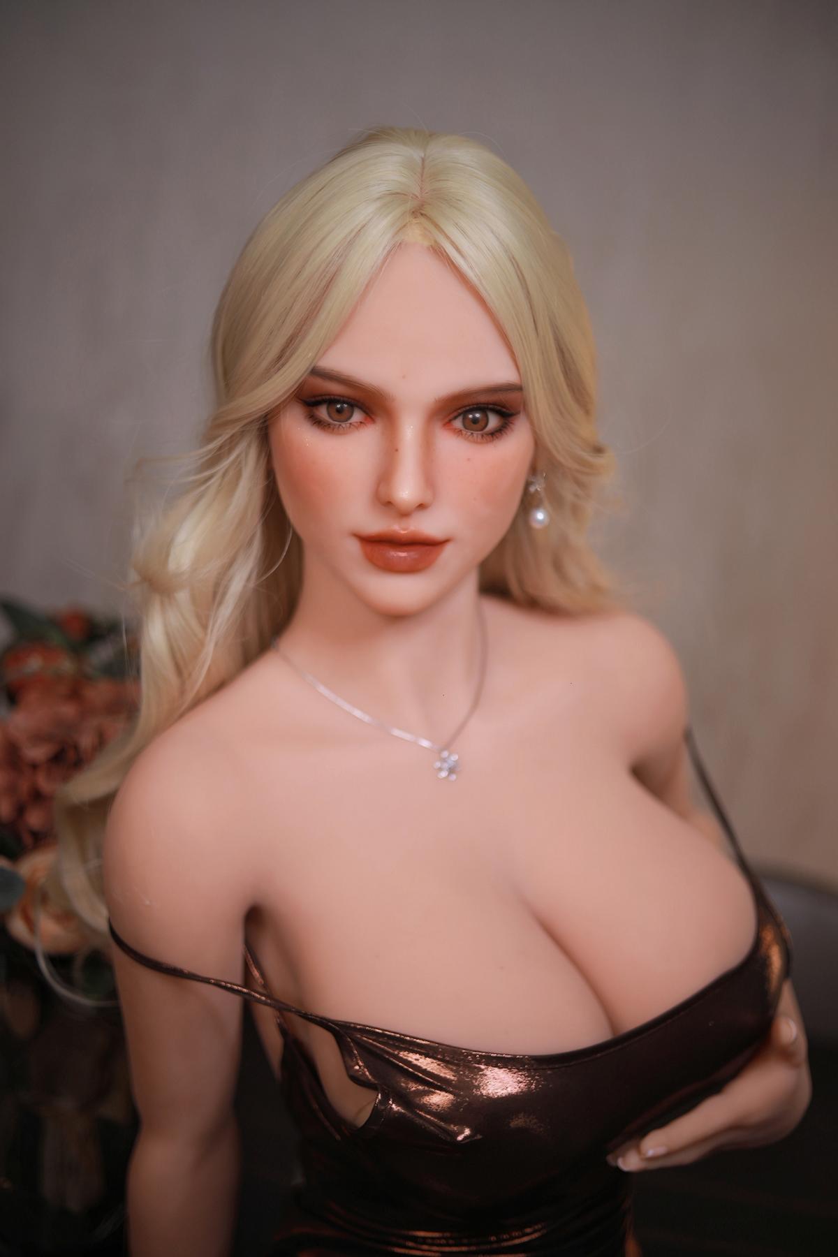 Günstige Sexpuppe Holly | Blonde Sexdoll