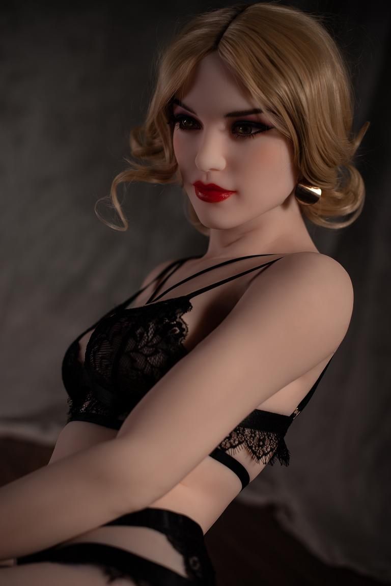 Sexdoll Madonna Sexdoll Madonna