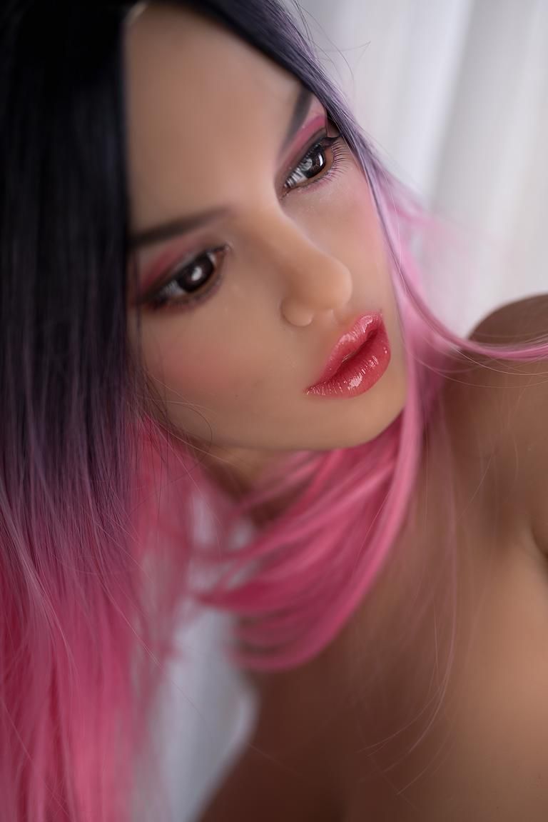 Sexpuppe Sarah