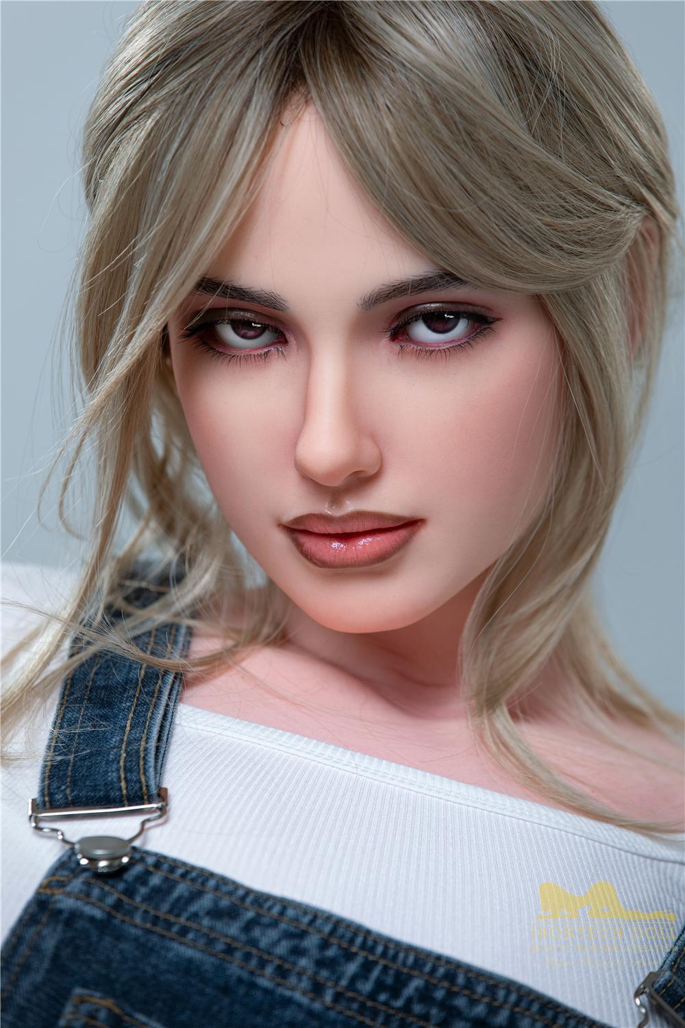 Silicone Real Doll Yannicka