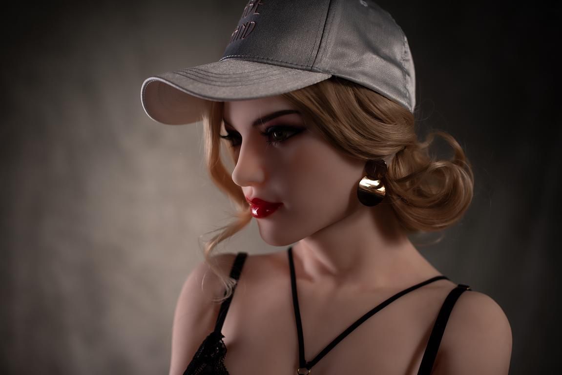 Sexdoll Madonna Sexdoll Madonna