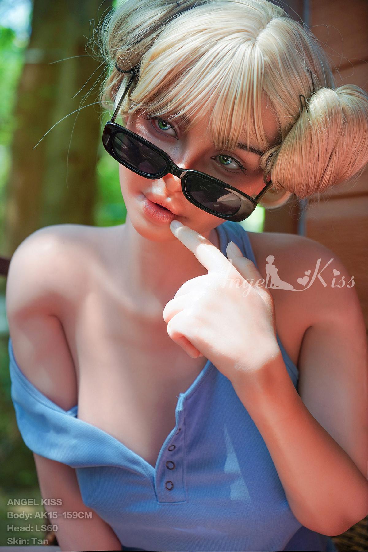 Sexdoll Ellie Sexdoll Ellie